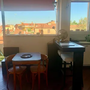 https://charming-home-towers-roofs-view.emilia-romagnahotels.net